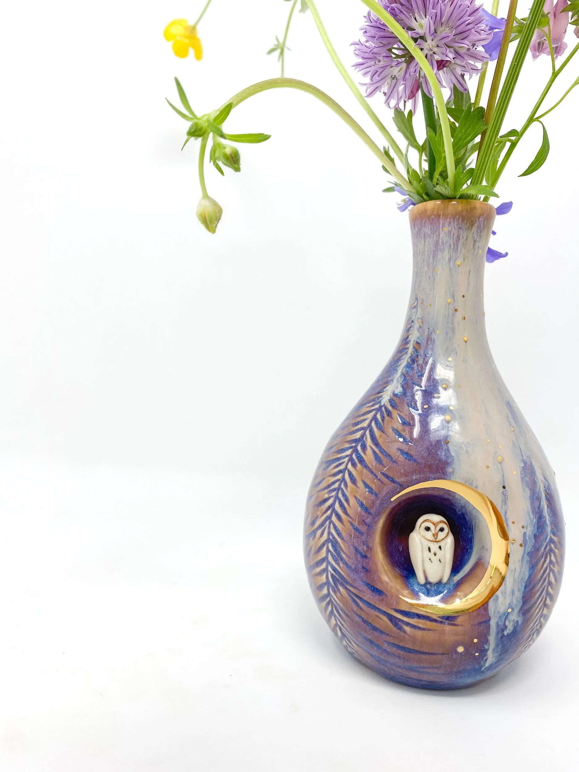 D7D7EA27-A4D8-4EC8-B79D-28AA1135C731