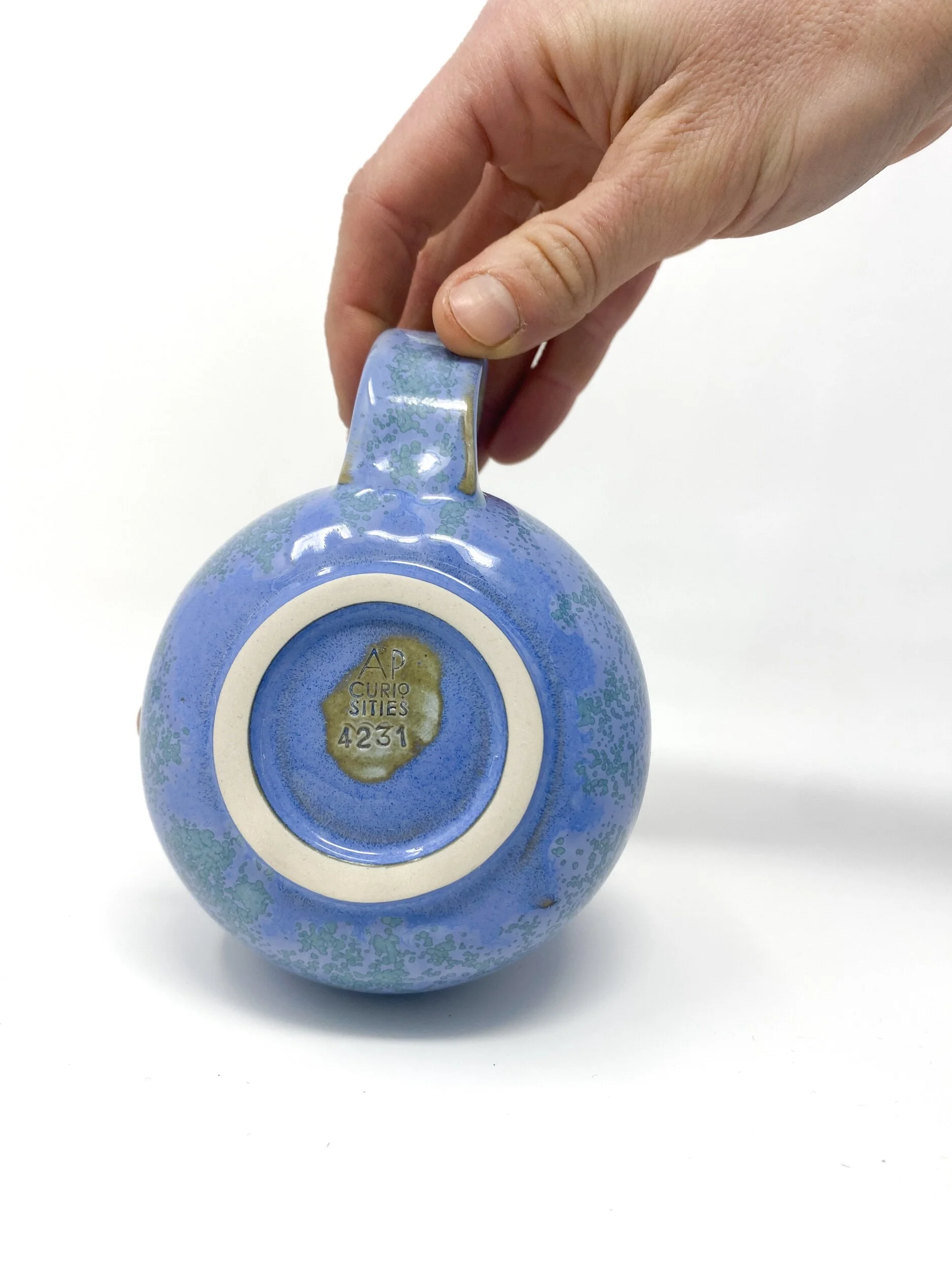 258DF5A0-0577-49CA-BE00-8F968F582DD9