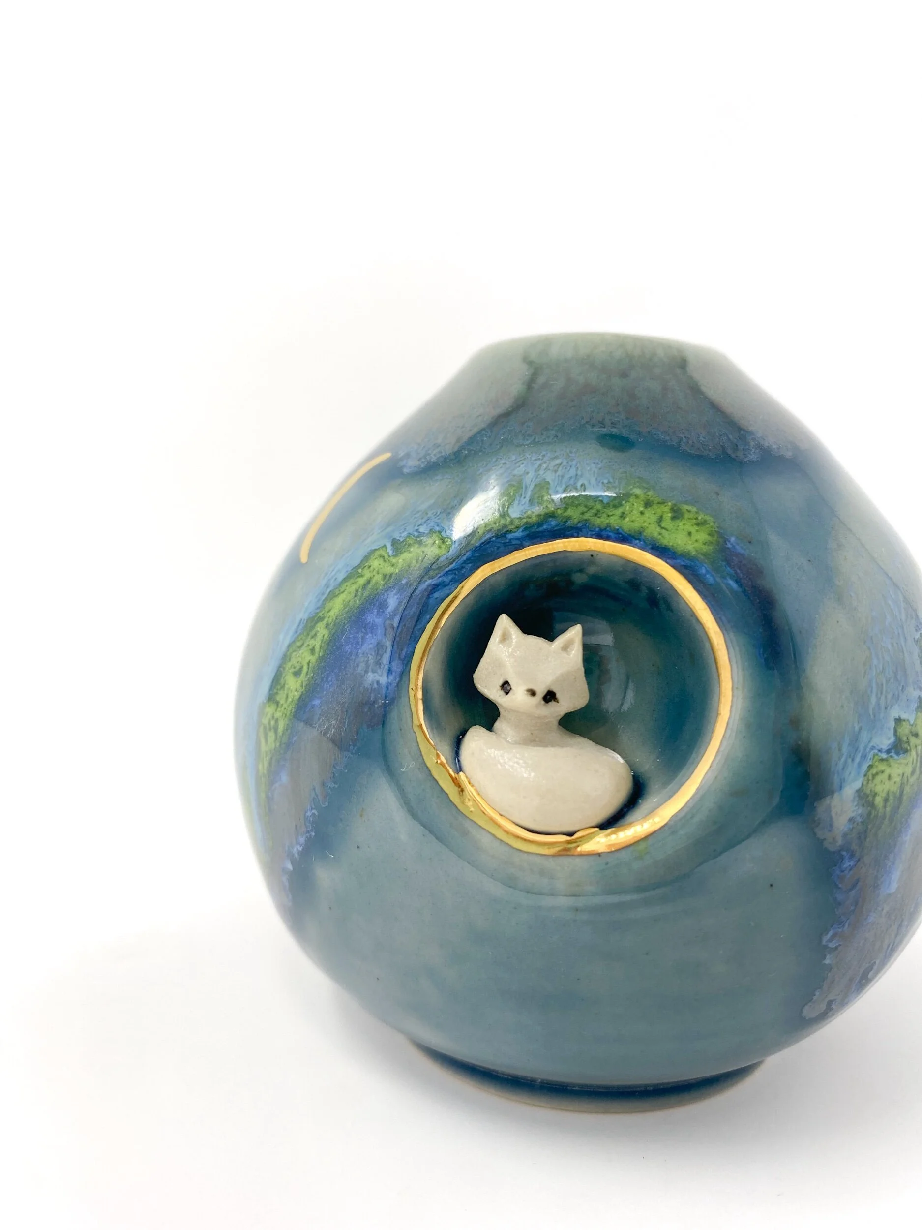 939DD570-7F52-4EF4-A733-7D02CA8A1E76