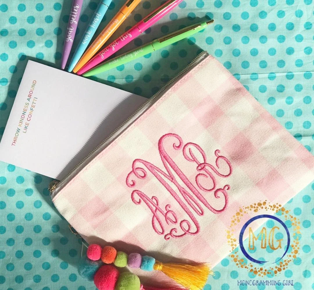 pompom pink.jpg