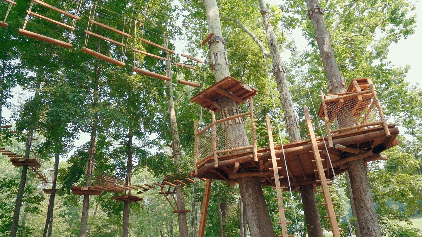 It's a beautiful day for an outdoor adventure! ☀️ 🌲 ⠀
.⠀
.⠀
.⠀
.⠀
.⠀
.⠀
#treemendous #webuildadventure #aerialadventures #adventurepark #treetopadventure #outdooradventure #climbing #challenge #reconnectwithnature