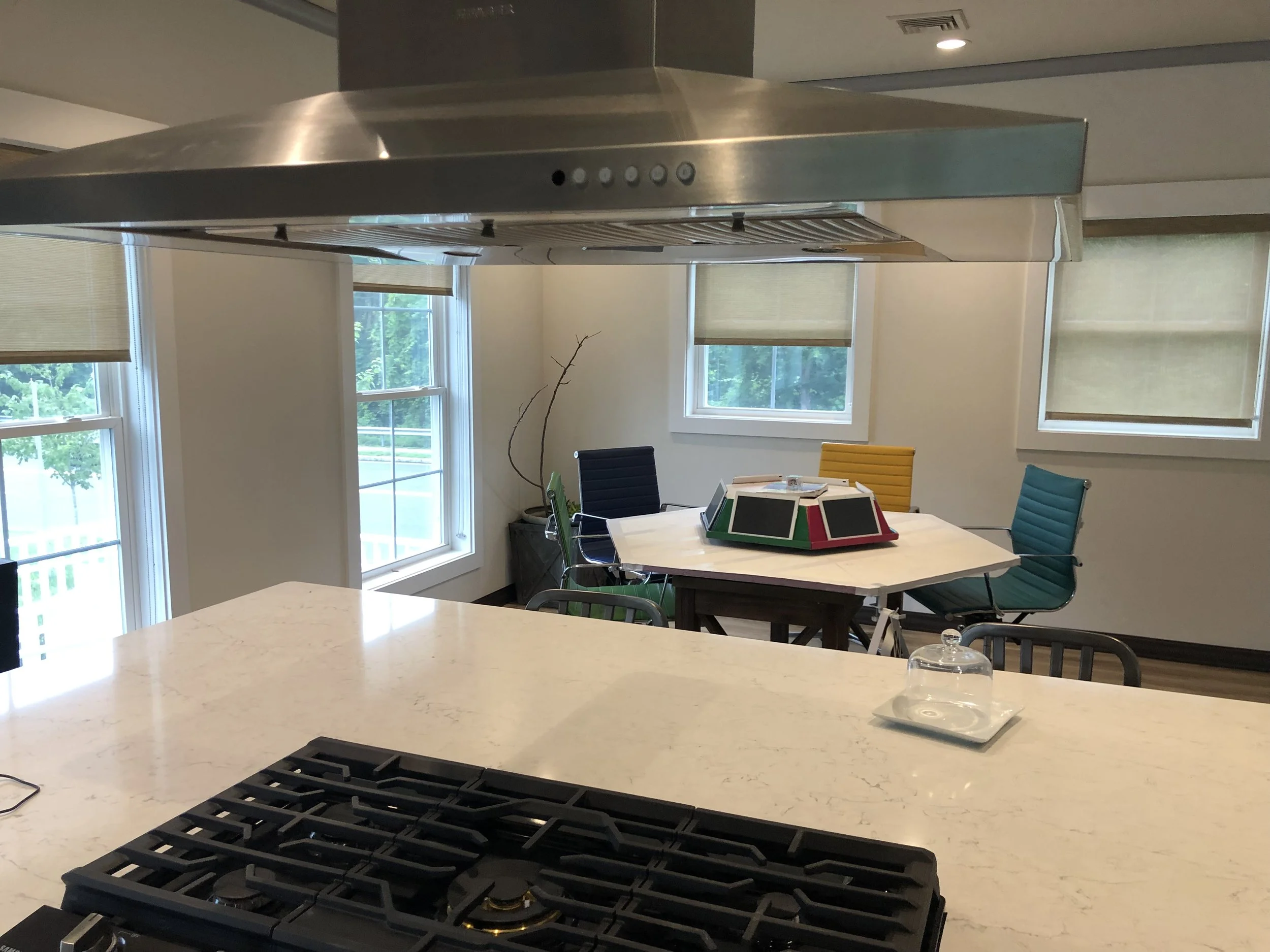 XR Kitchen POUNDS with stove.jpg