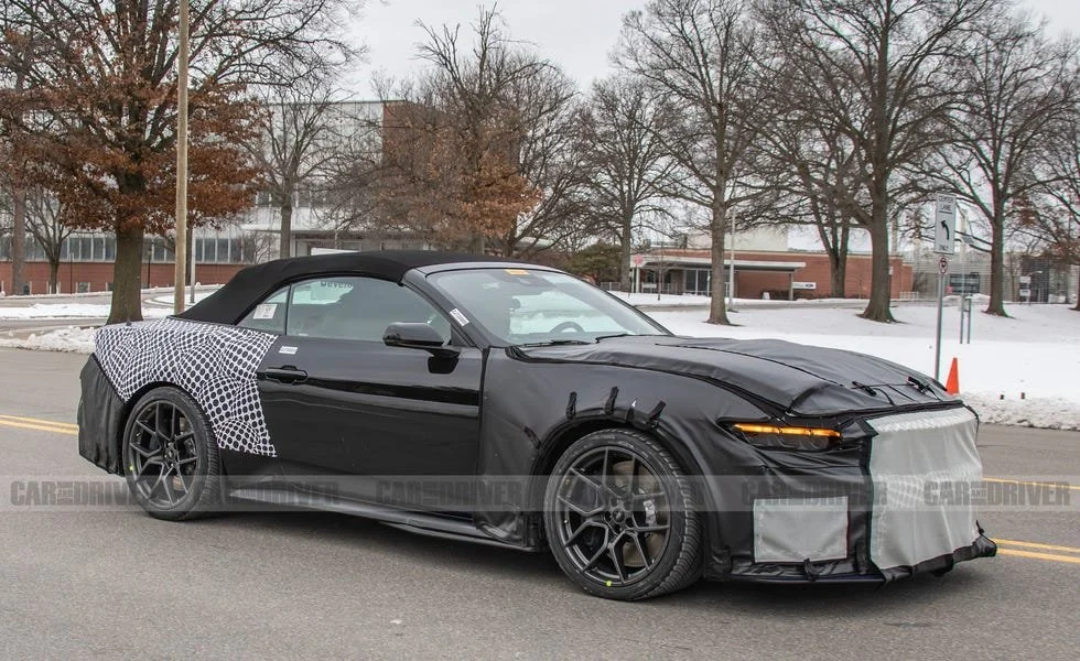 New Ford Mustang Shelby GT500 Spy Photos Show Successor Will Offer a Convertible