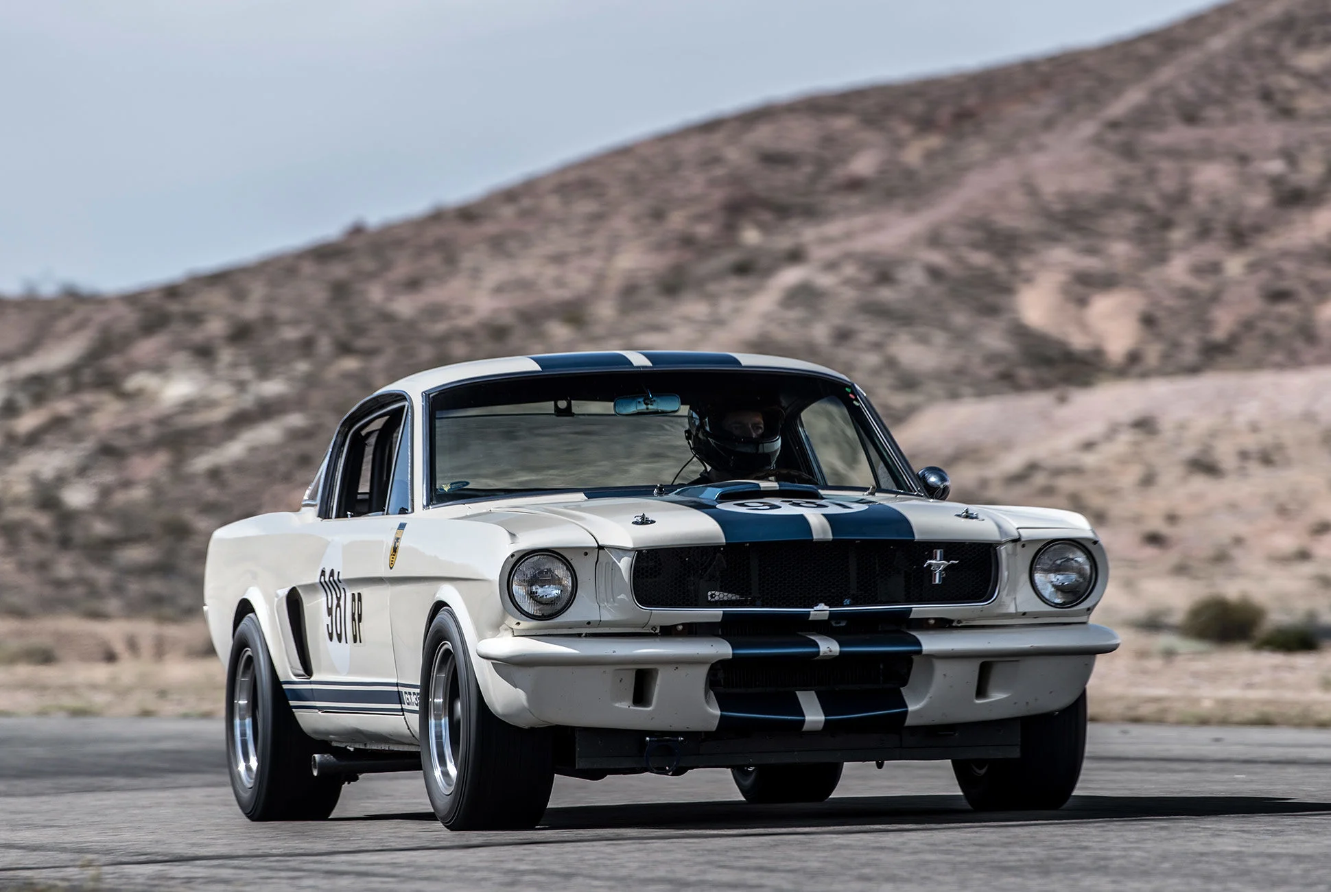 1065-ford-mustang-shelby-gt350-original-venice-crew.jpg