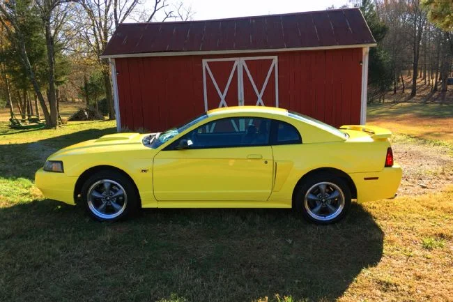 2001-ford-mustang-gt-wesley-robertson.jpg