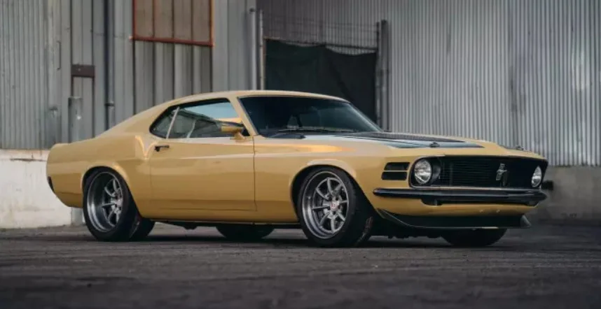 1970-ford-mustang-boss-302-robert-downey-jr.jpg
