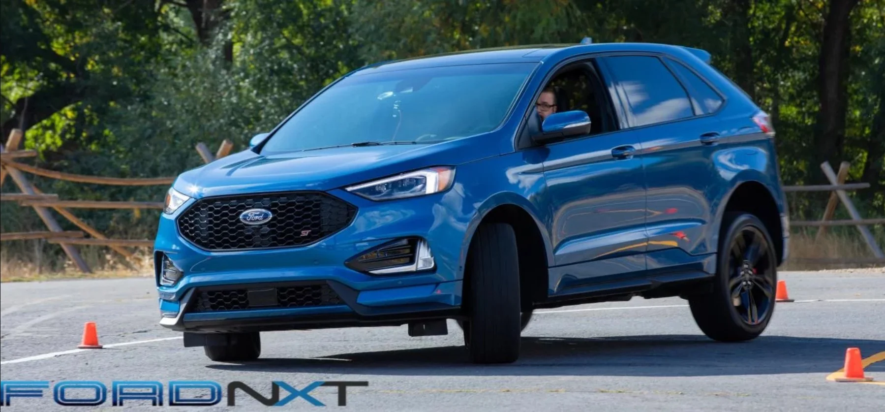 2019-ford-edge-st.jpg