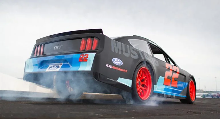 2019-ford-mustang-nascar.jpg