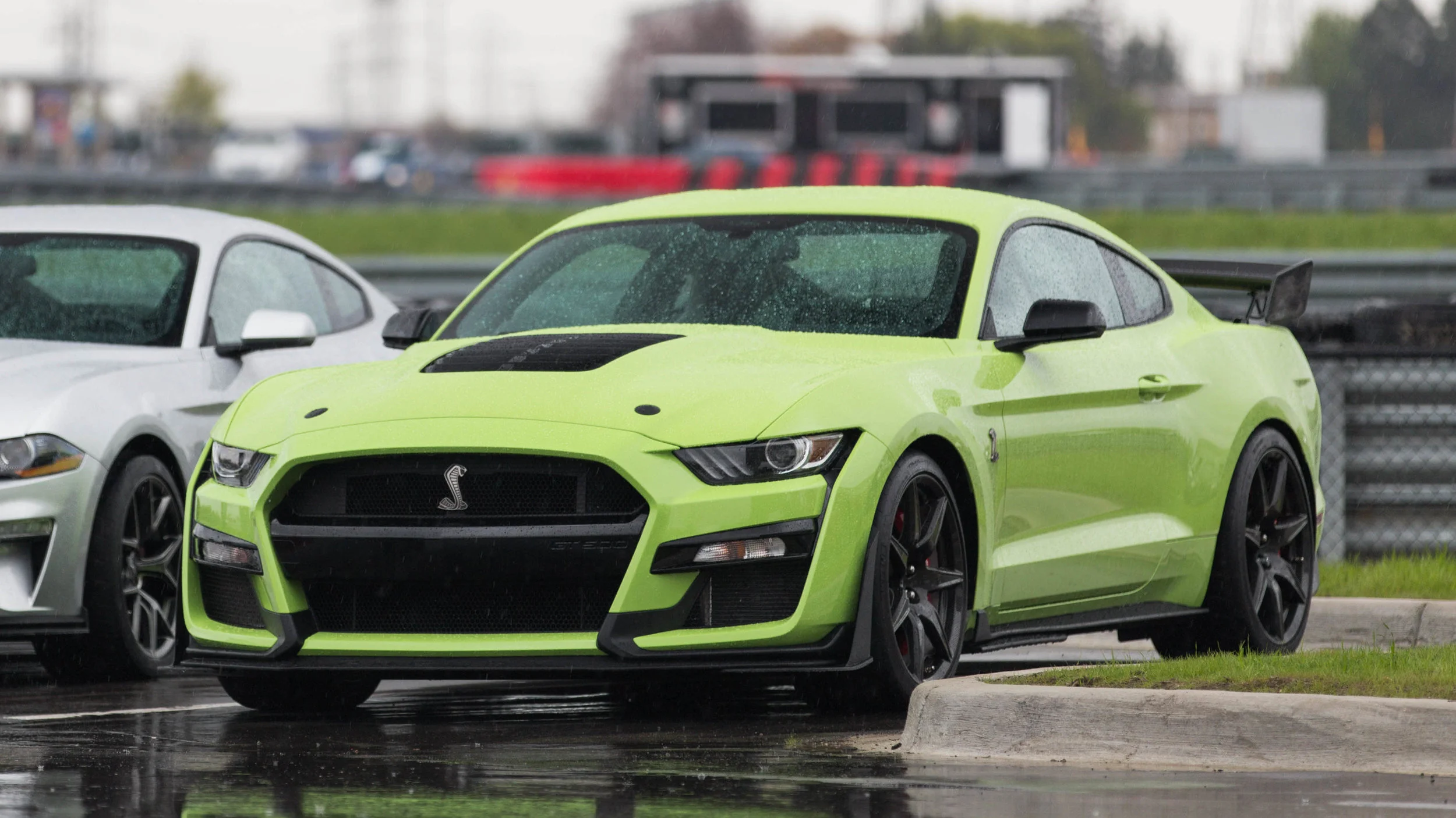 2020-ford-mustang-shelby-gt500-760-hp.jpg