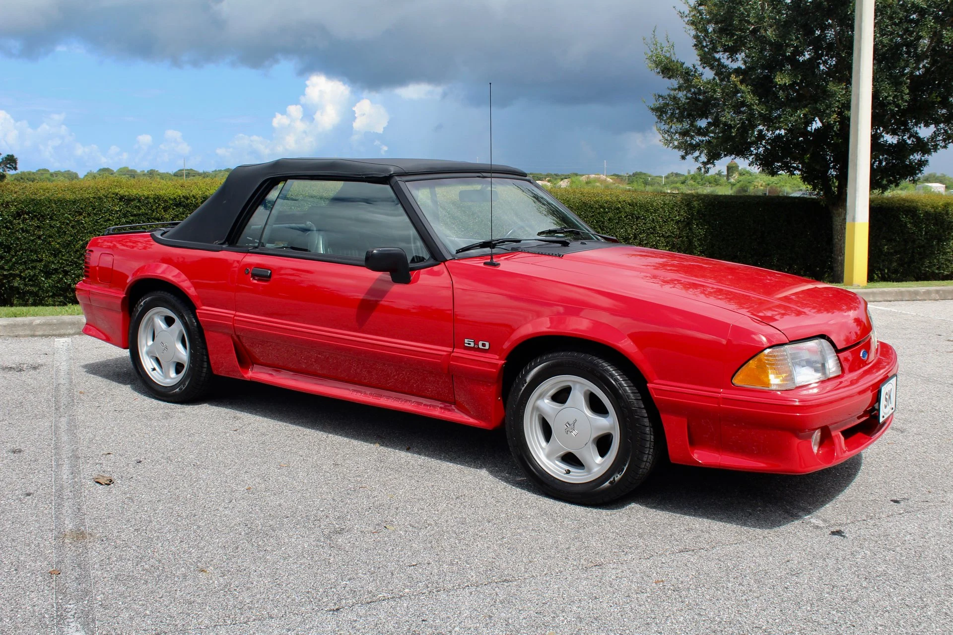 1992-ford-mustang-gt-convertible-red.jpg