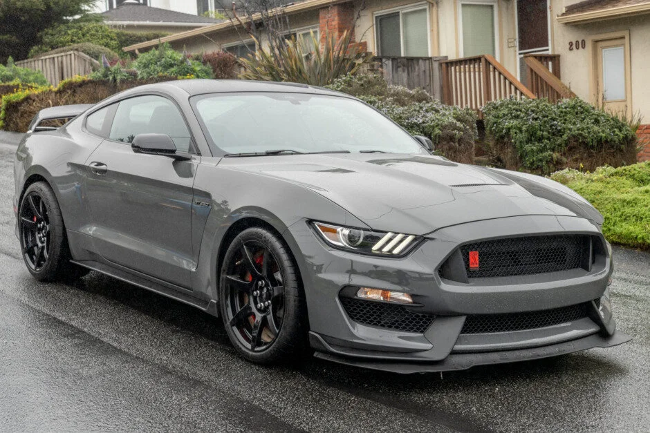 For Sale 2018 Ford Mustang Shelby GT350R (Lead Foot Gray, 5.2L "Voodoo