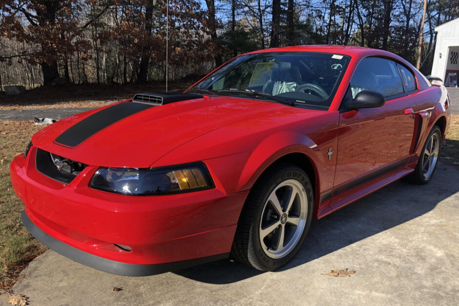  En venta Ford Mustang Mach (Torch Red, .6L DOHC V8, -velocidad, millas) — StangBangers
