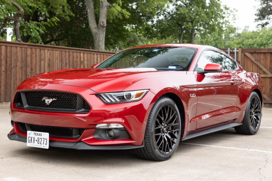For Sale: 2016 Ford Mustang GT (Ruby Red Metallic, 5.0L "Coyote" V8, 6-speed, 264 miles