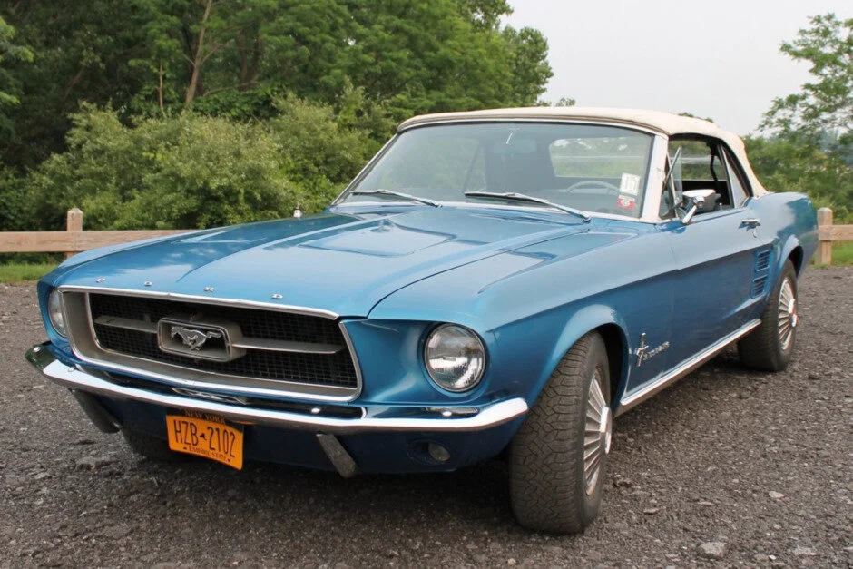 (photo credit: Bring a Trailer)