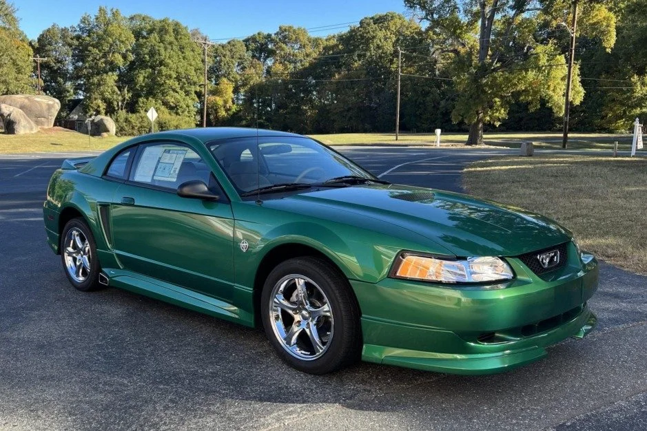For Sale: 1999 Ford Mustang (Electric Green, modified, 3.8L V6, 4-speed auto, 201 miles)