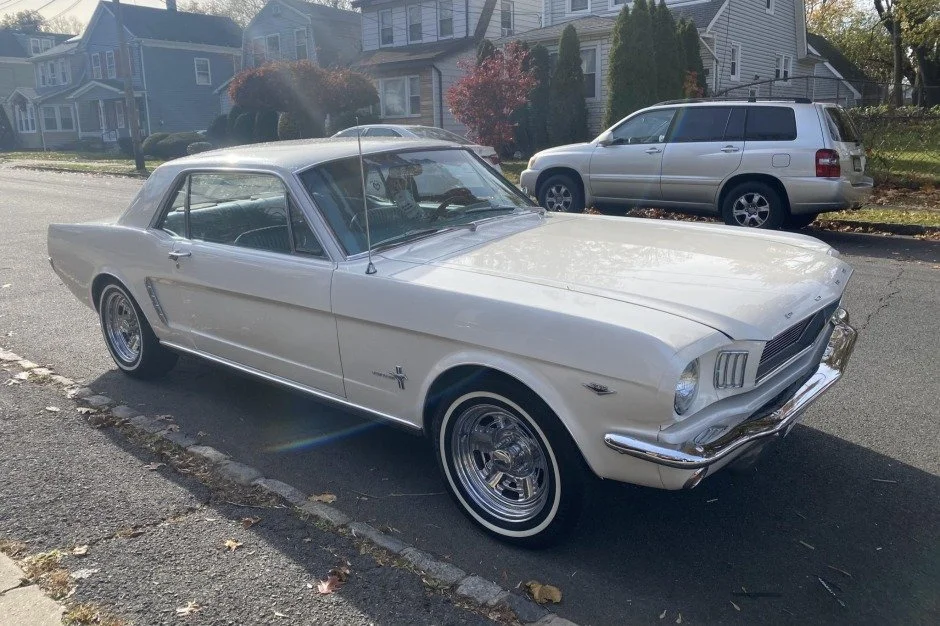 For Sale: 1965 Ford Mustang Coupe (white, modified, 302ci V8, 3-speed)