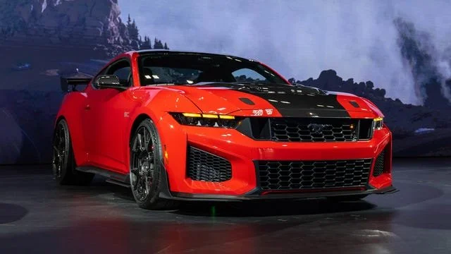 2026 Ford Mustang Dark Horse SC Pumps Out 795 Horsepower