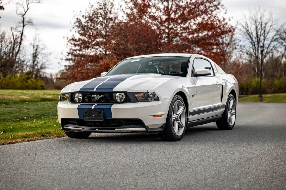 For Sale: 2010 Ford Mustang GT Coupe (Performance White, 4.6L V8, 5-speed manual, 27K miles)