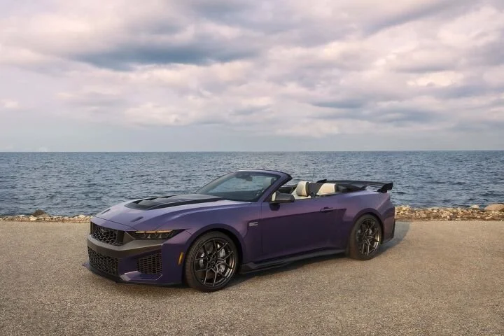 Ford Drops 795-HP Top on 2027 Mustang Dark Horse SC Convertible