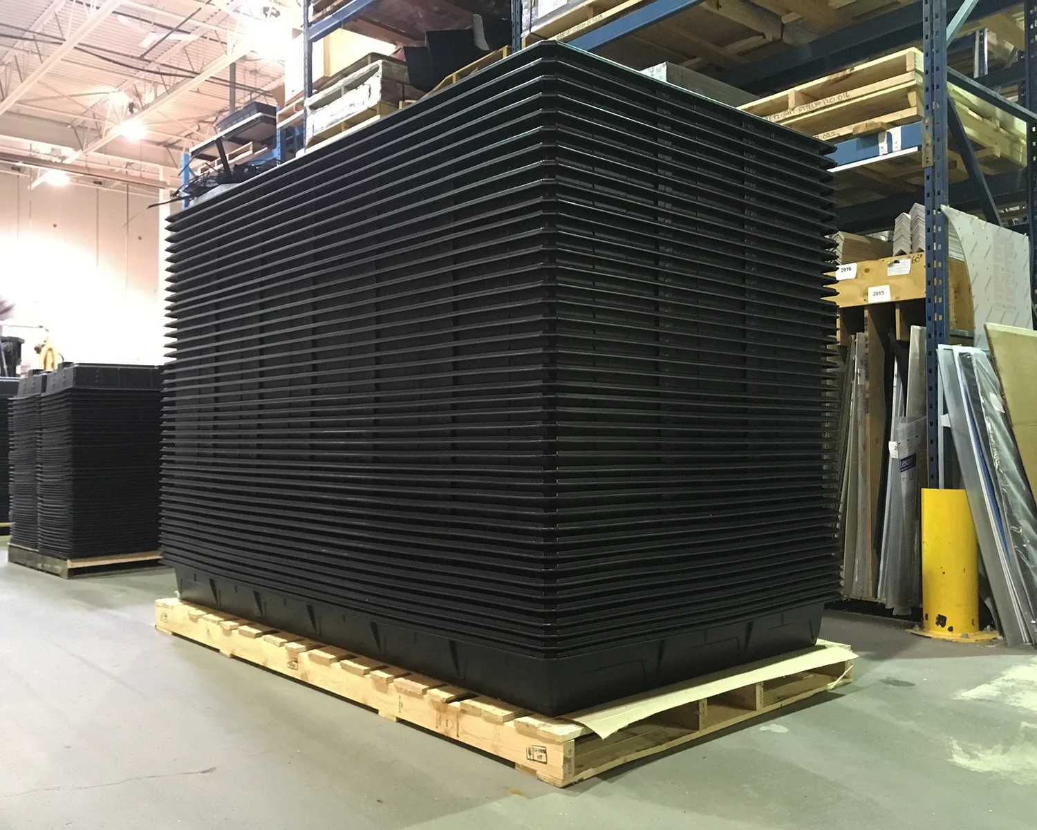  Stack-ability for shipping was important to Harvester, the newly designed trays met the goal of 40 per pallet. 