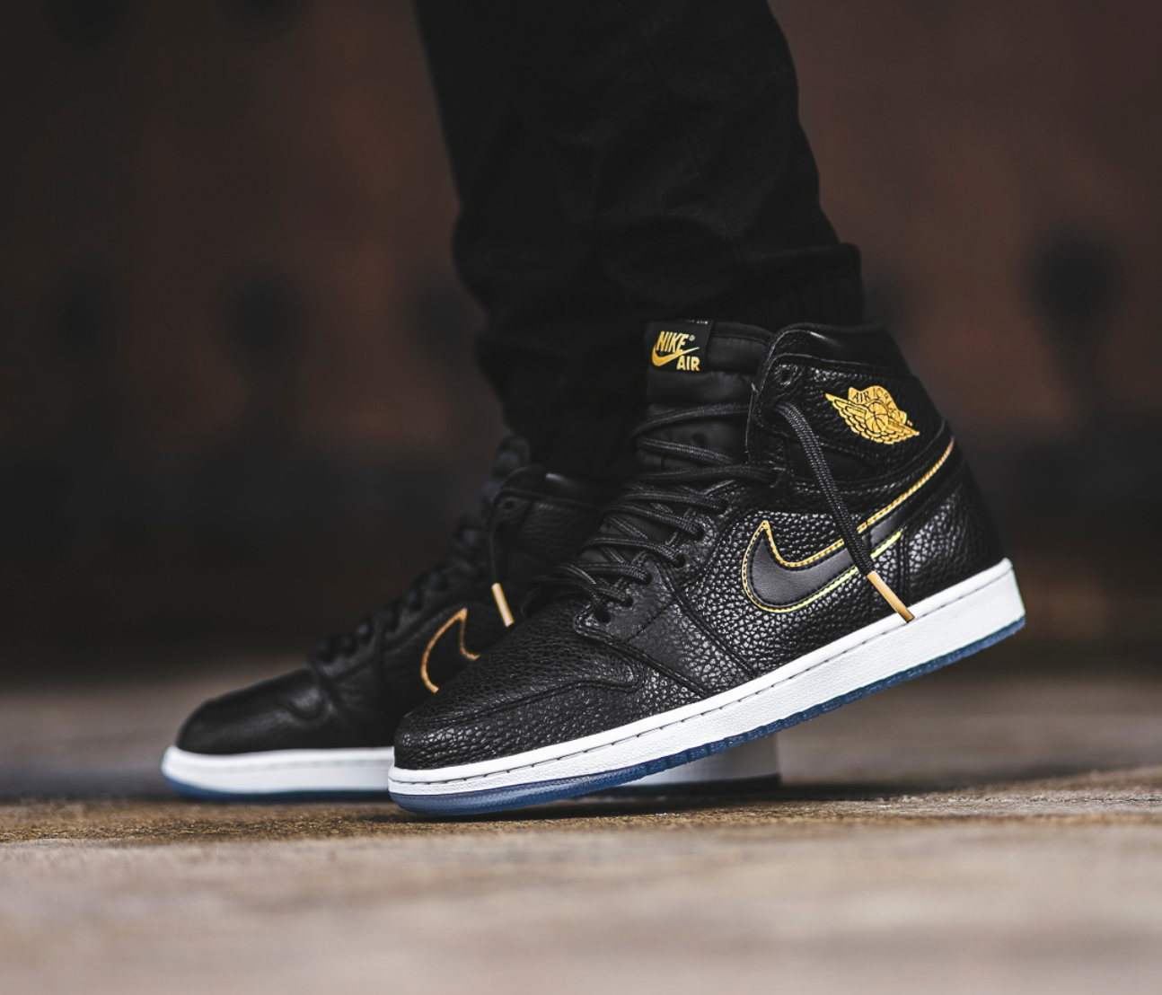 On Sale: Air Jordan 1 Retro High 'City of Flight'