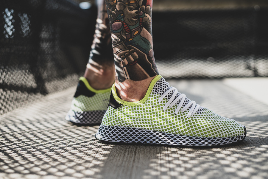 Adidas_Deerupt_Runner_Solar_Red_Blue_Bird_CQ2624-6_1024x1024.jpg