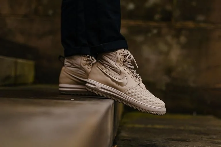 On Sale: Nike Lunar Force 1 Duckboot '17 'Linen'