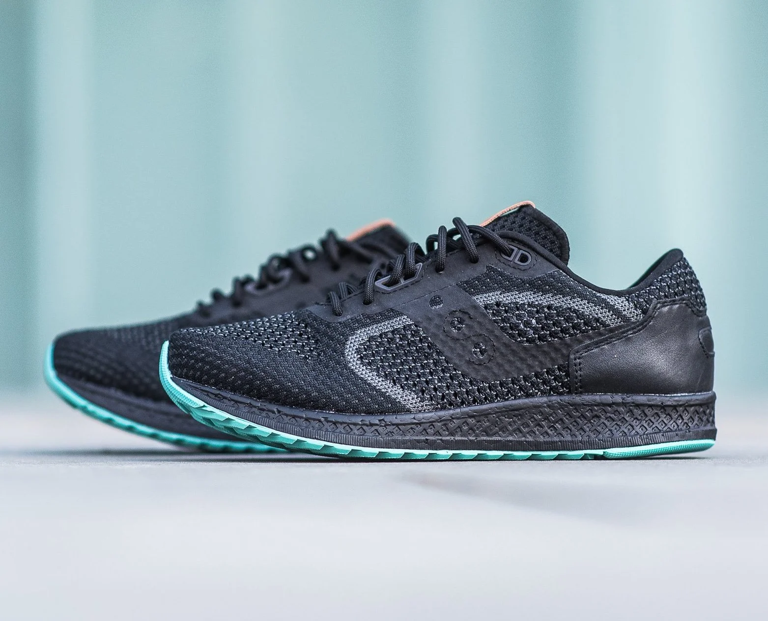 On Sale: Saucony Shadow 5000 EVR Knit 'Black'