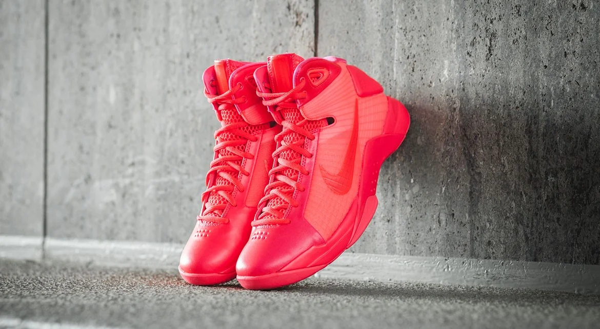 On Sale: Nike Hyperdunk '08 'Solar Red'