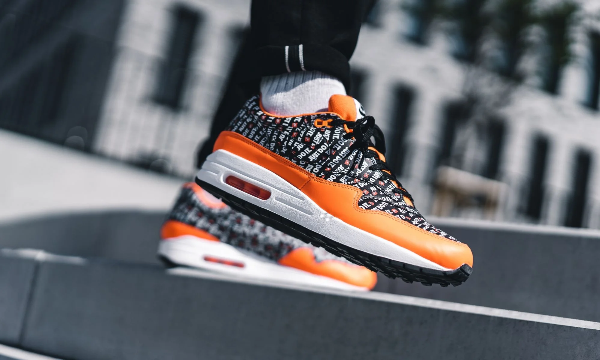 Adidas_Deerupt_Runner_Solar_Red_Blue_Bird_CQ2624-6_1024x1024.jpg