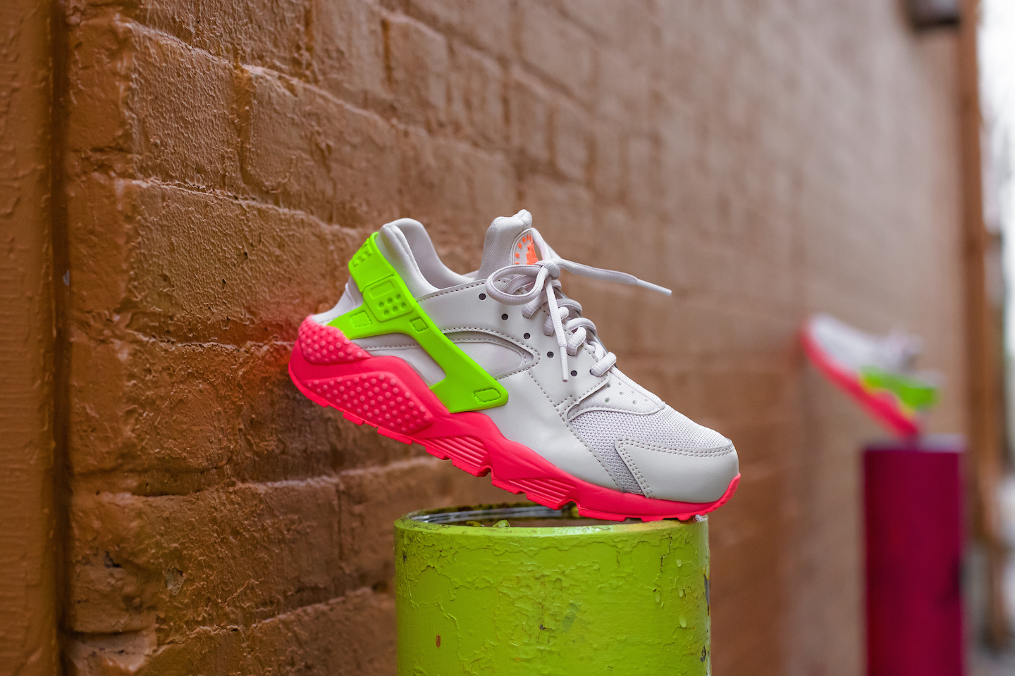 Neon-11.jpg