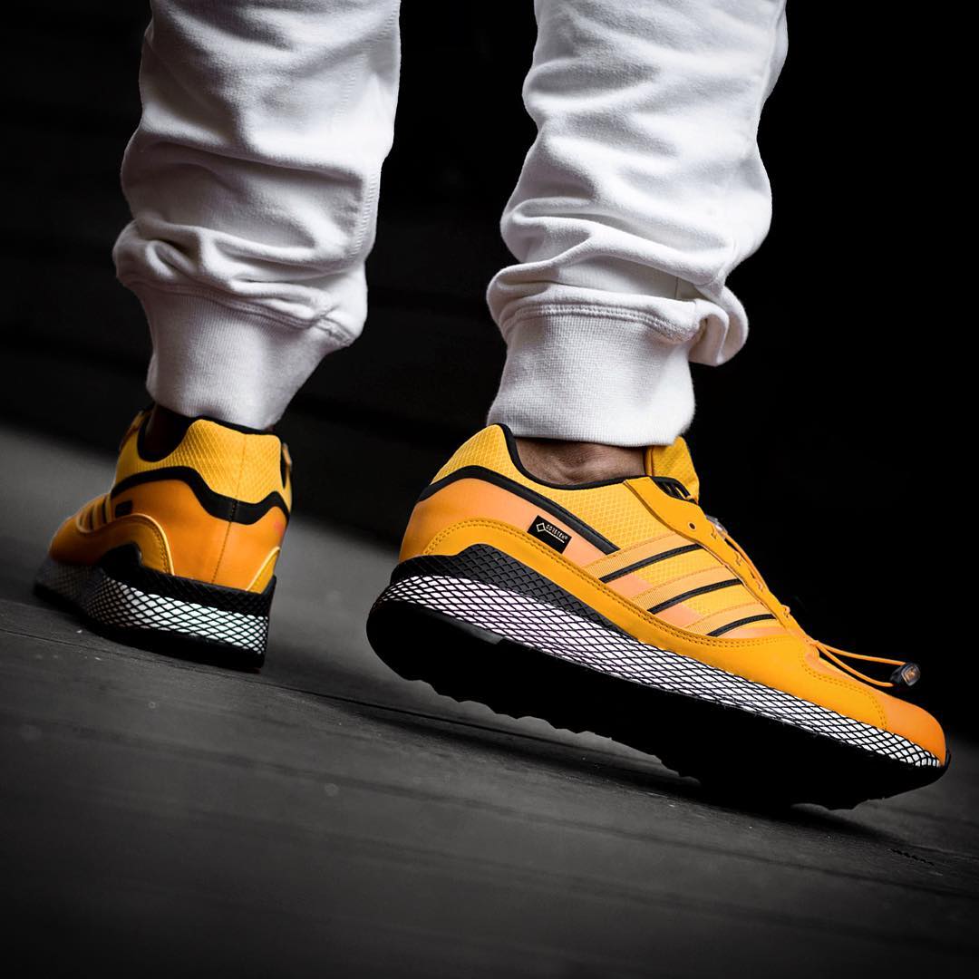 adidas-nmd_racer-pk-pink-cq2442-mood-3.jpg