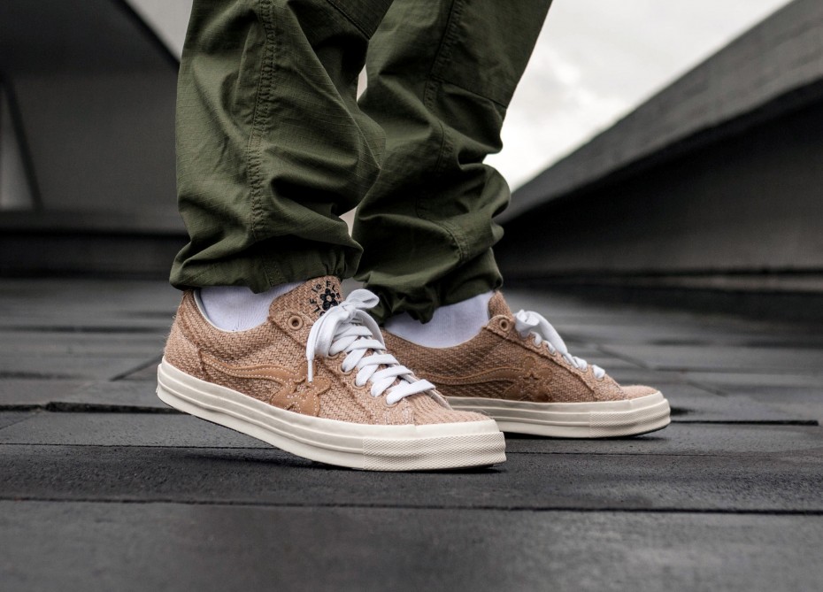 nike_aa1103-700_04.jpg