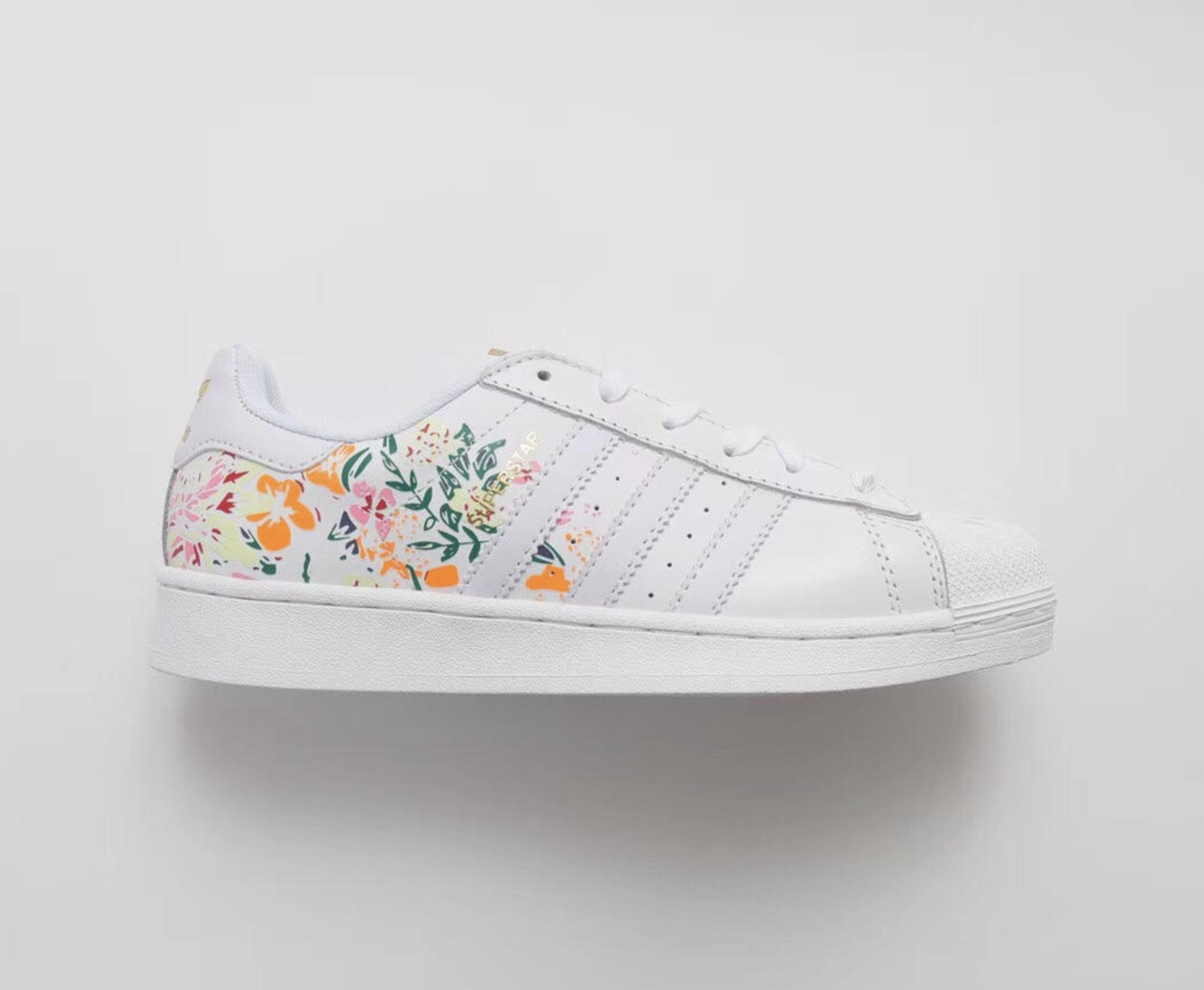 adidas superstar flower embroidery femme chaussures