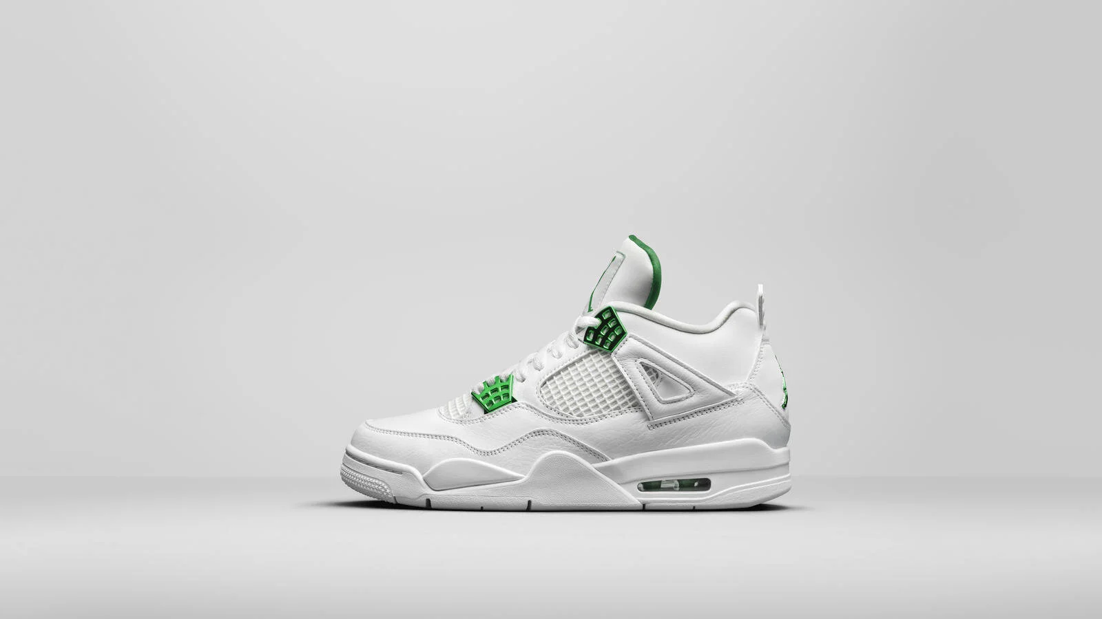 Air Jordan 4 Retro 'Green Metallic'