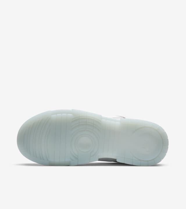 dunk-low-disrupt-photon-dust-release-date-1.jpg