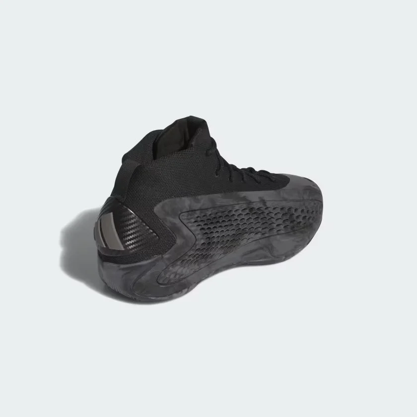AE_1_Ascent_Mid_Basketball_Shoes_Black_IG6668_05_standard.jpeg