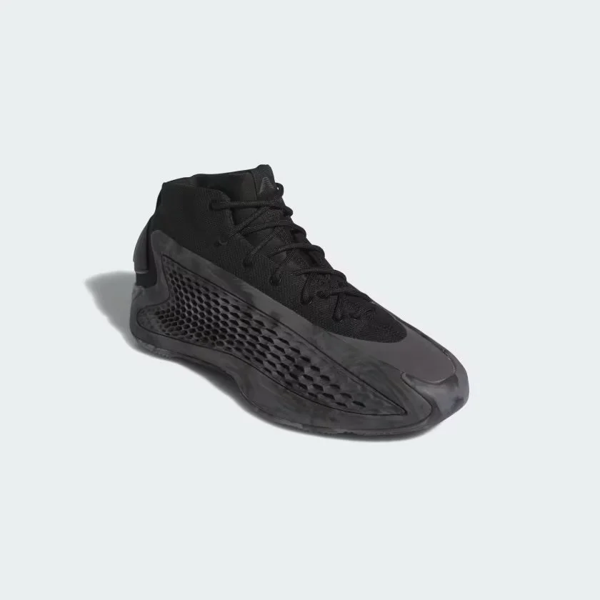 AE_1_Ascent_Mid_Basketball_Shoes_Black_IG6668_04_standard.jpeg