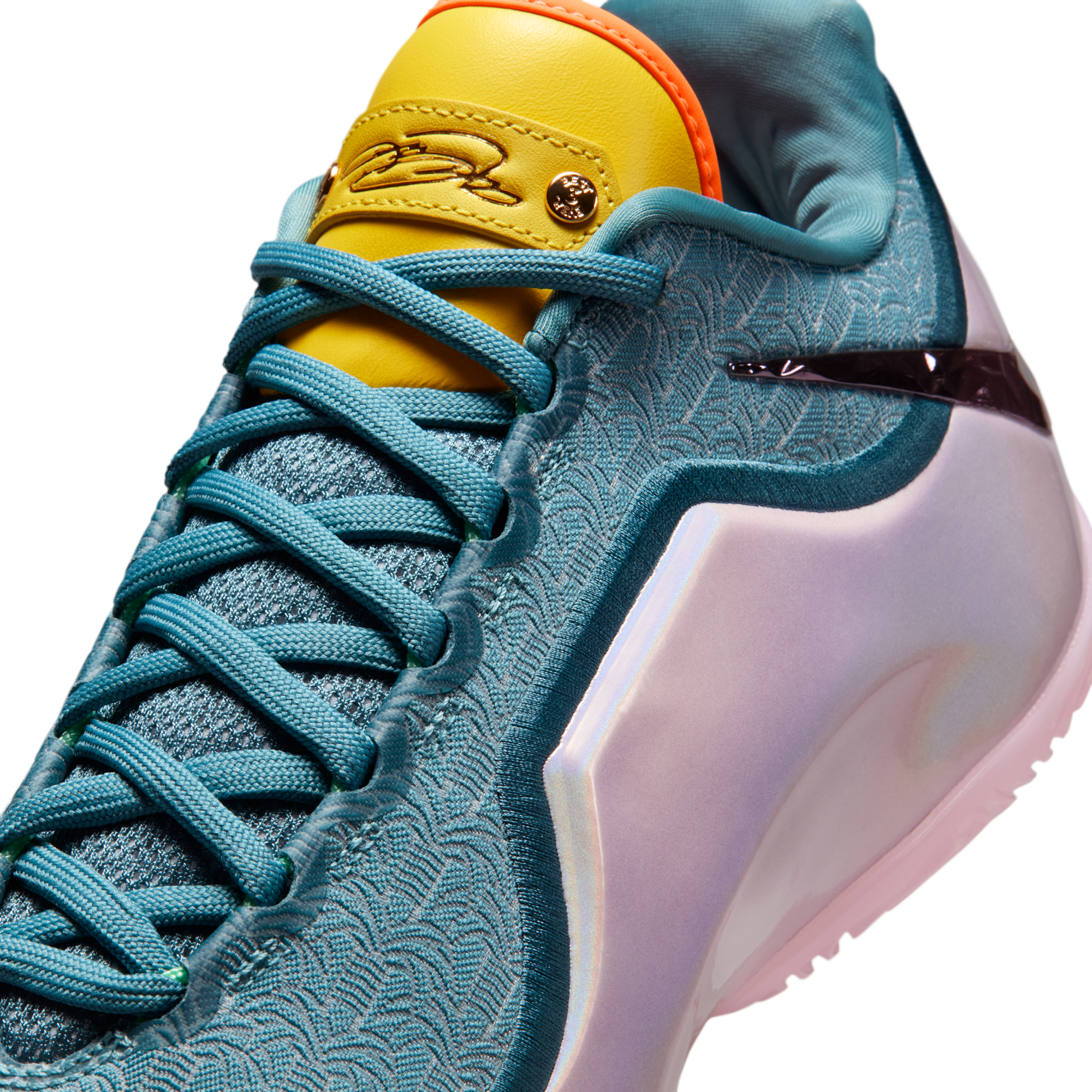 lebron-xxiii-miami-twice-basketball-shoes-M2ABXkhm-7.webp