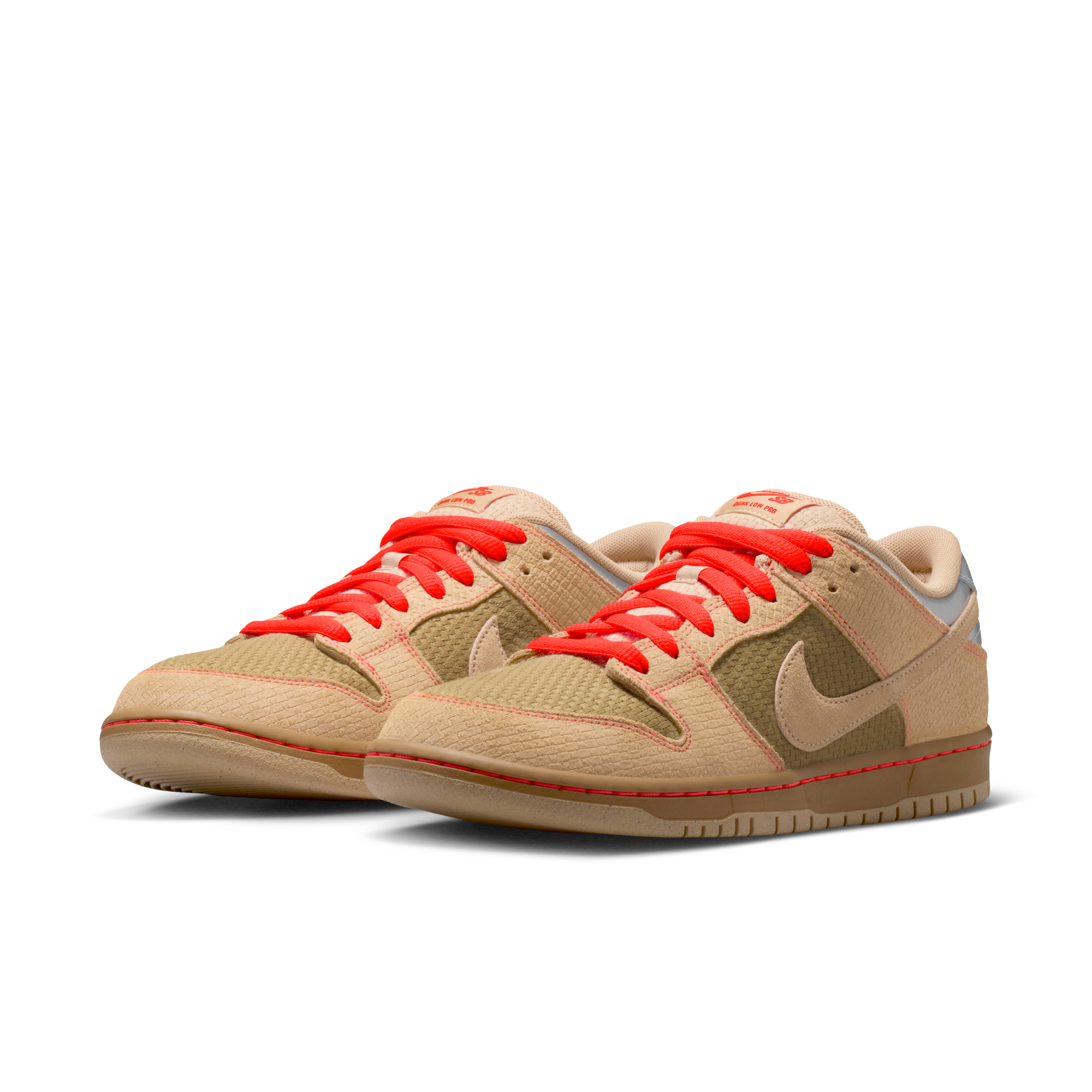 sb-dunk-low-pro-skate-shoes-bm63HzcY-4.png