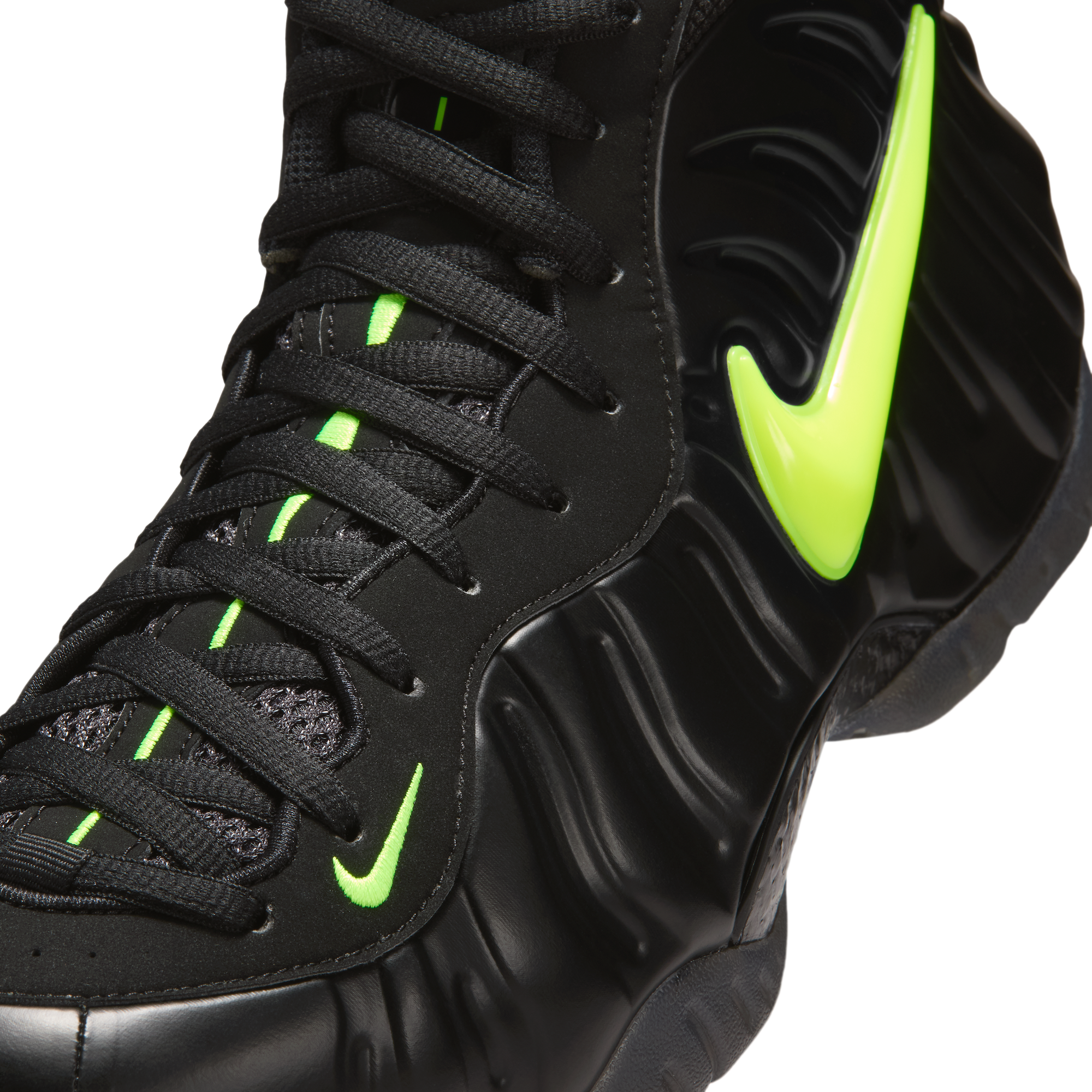 air-foamposite-pro-mens-shoes-e3WJxAKk-6.png