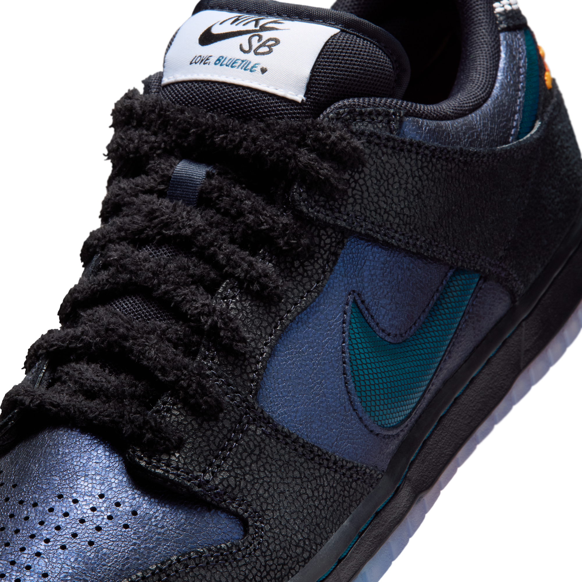 nike-sb-dunk-low-pro-qs-bt-t1ZMHwvL-8.png