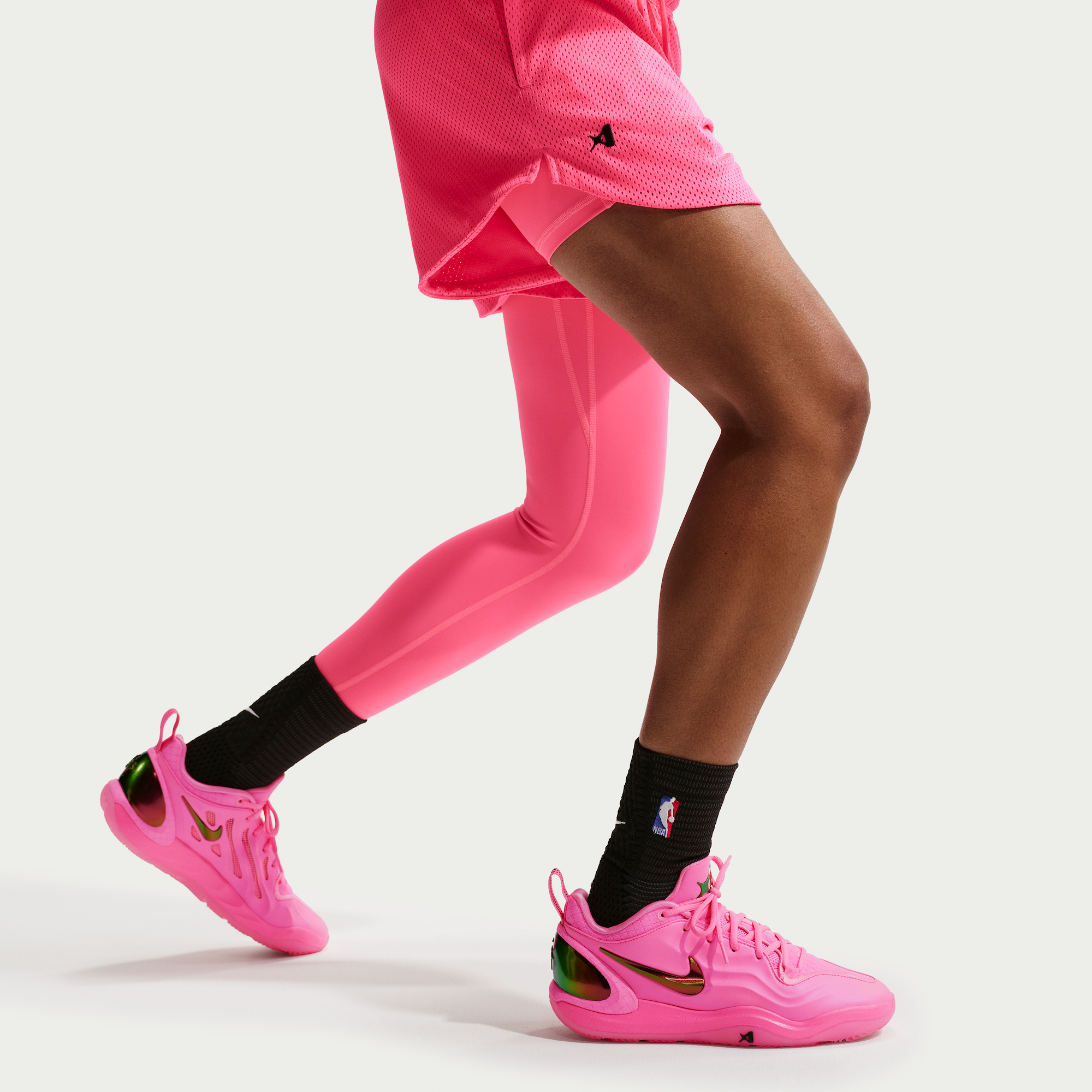 tenis-de-básquetbol-atwo-aja-wilson-luniDDDH-10.png