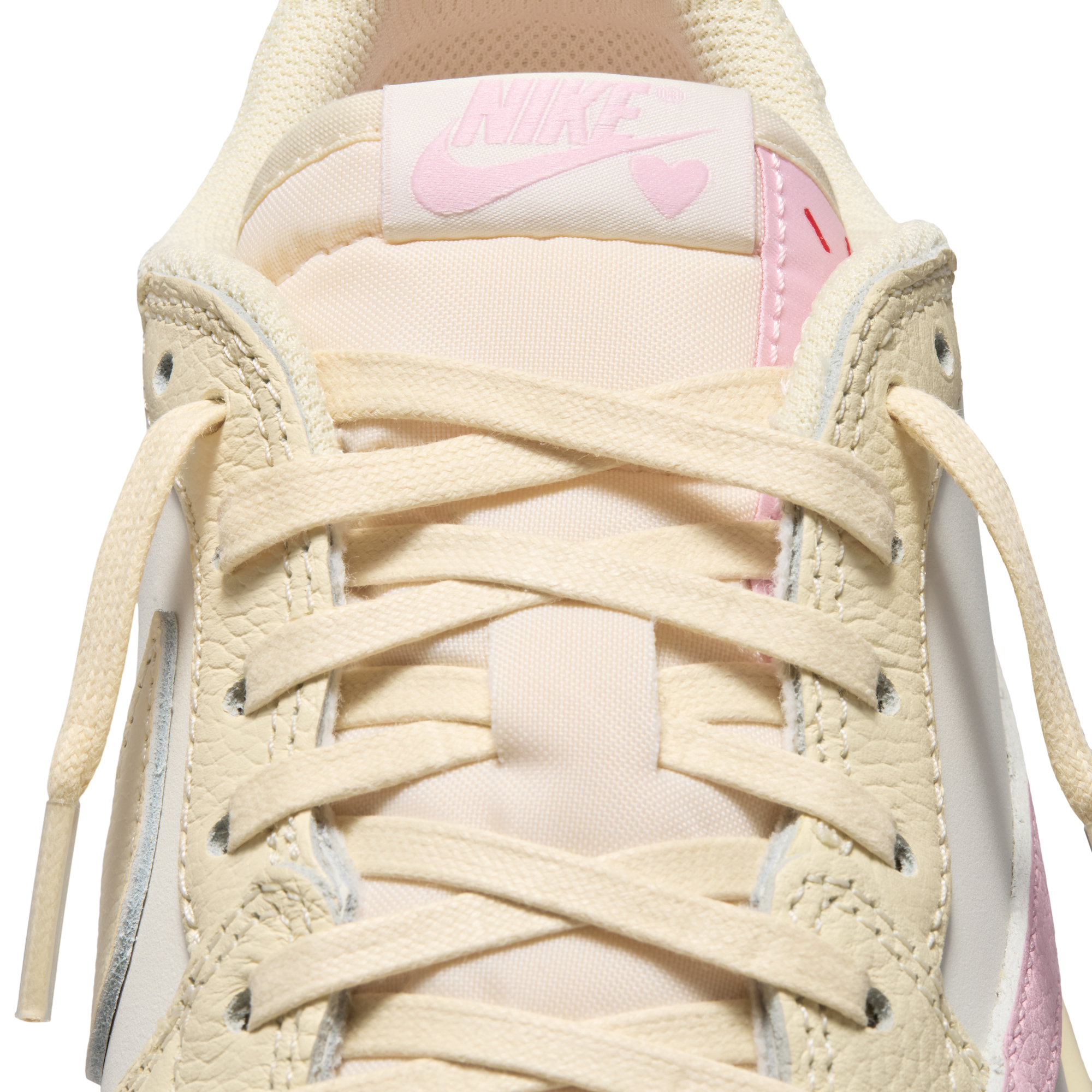 air-jordan-1-low-x-travis-scott-shoes-mJdLp7ad-2.png