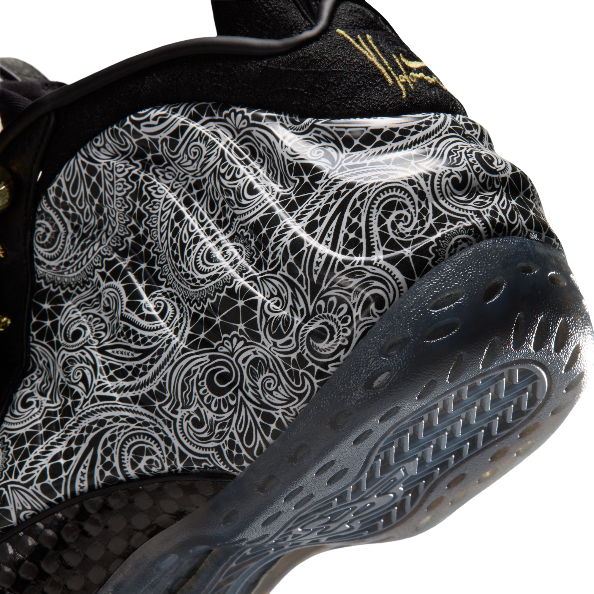 air-foamposite-one-x-victor-solomon-mens-shoes-lflRXnID (7).png
