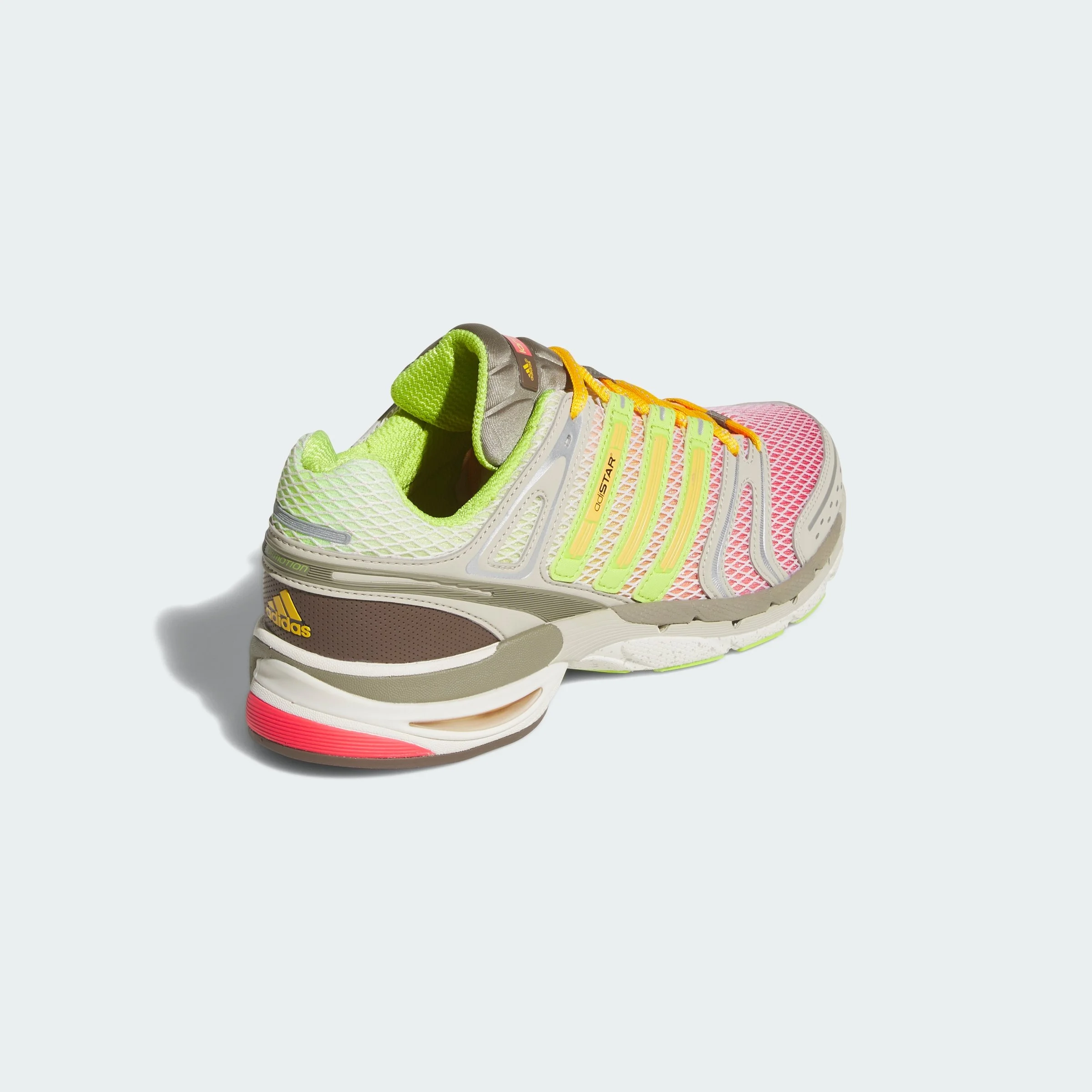 LARRY_JUNE_ADISTAR_CONTROL_5_Shoes_Red_KZ7294_05_standard.jpg