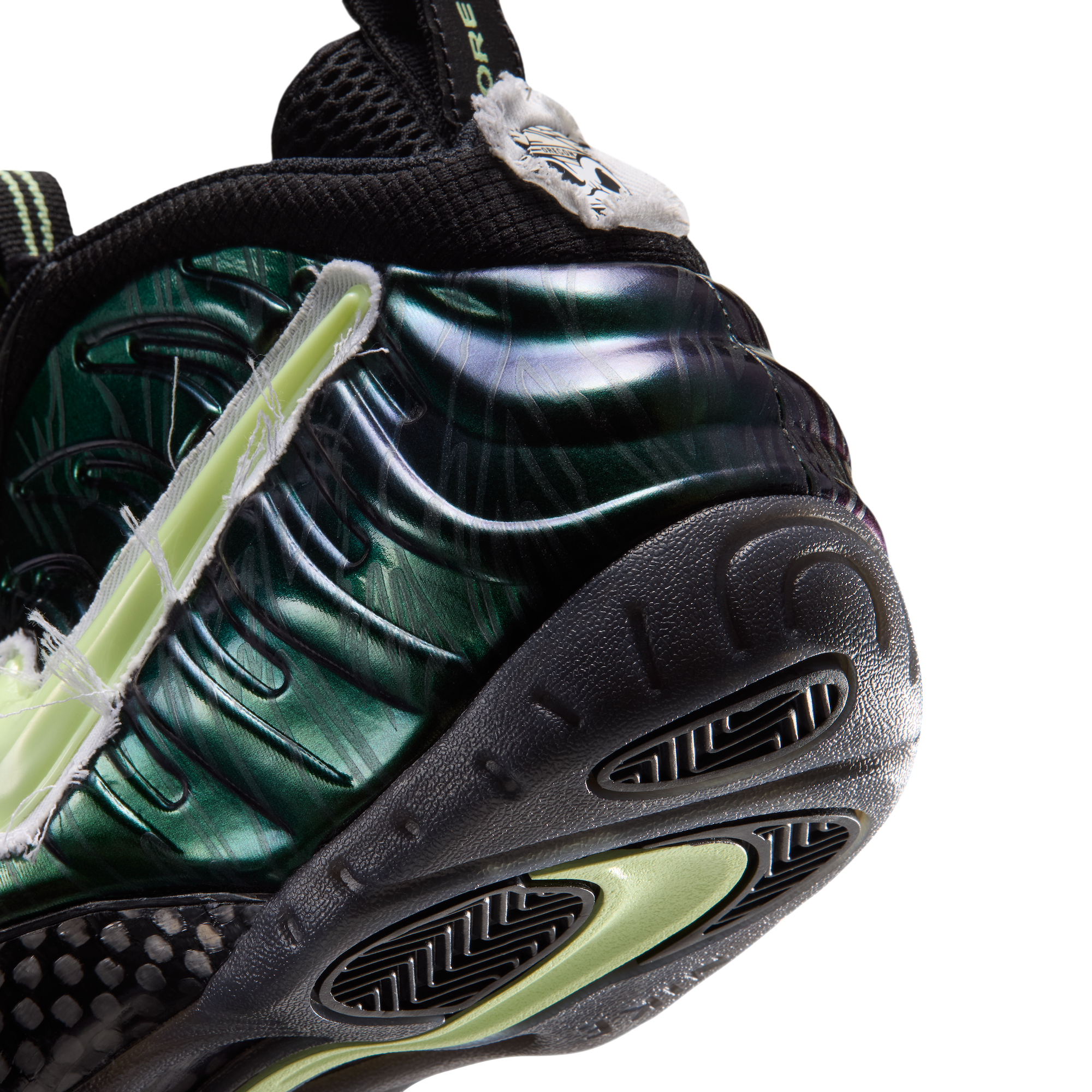 air-foamposite-pro-%E7%94%B7%E5%AD%90%E8%BF%90%E5%8A%A8%E9%9E%8B-oTXJEfPs (7).png