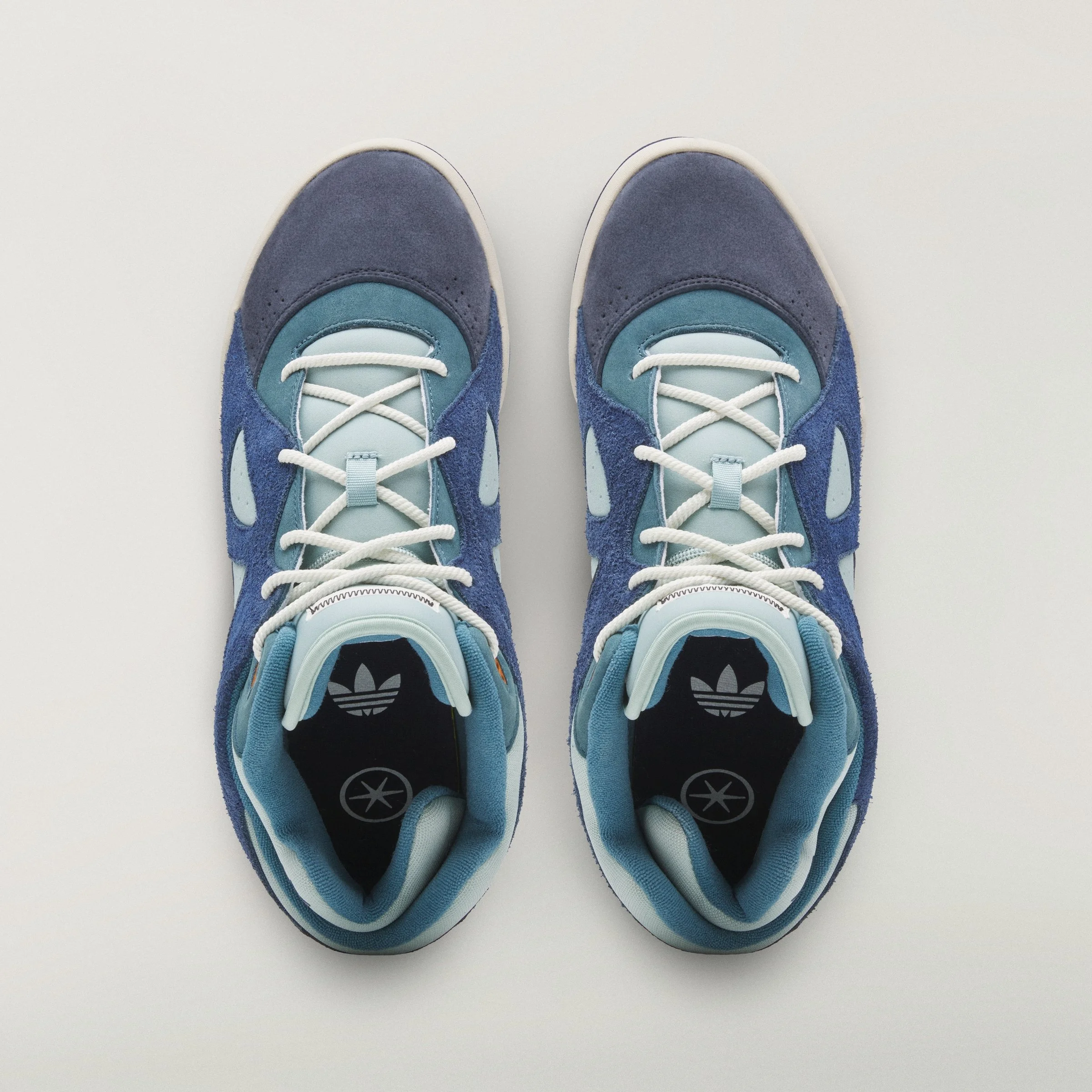 Zapatilla_BADBO_1.0_Azul_LB5996_02_standard_hover.jpg