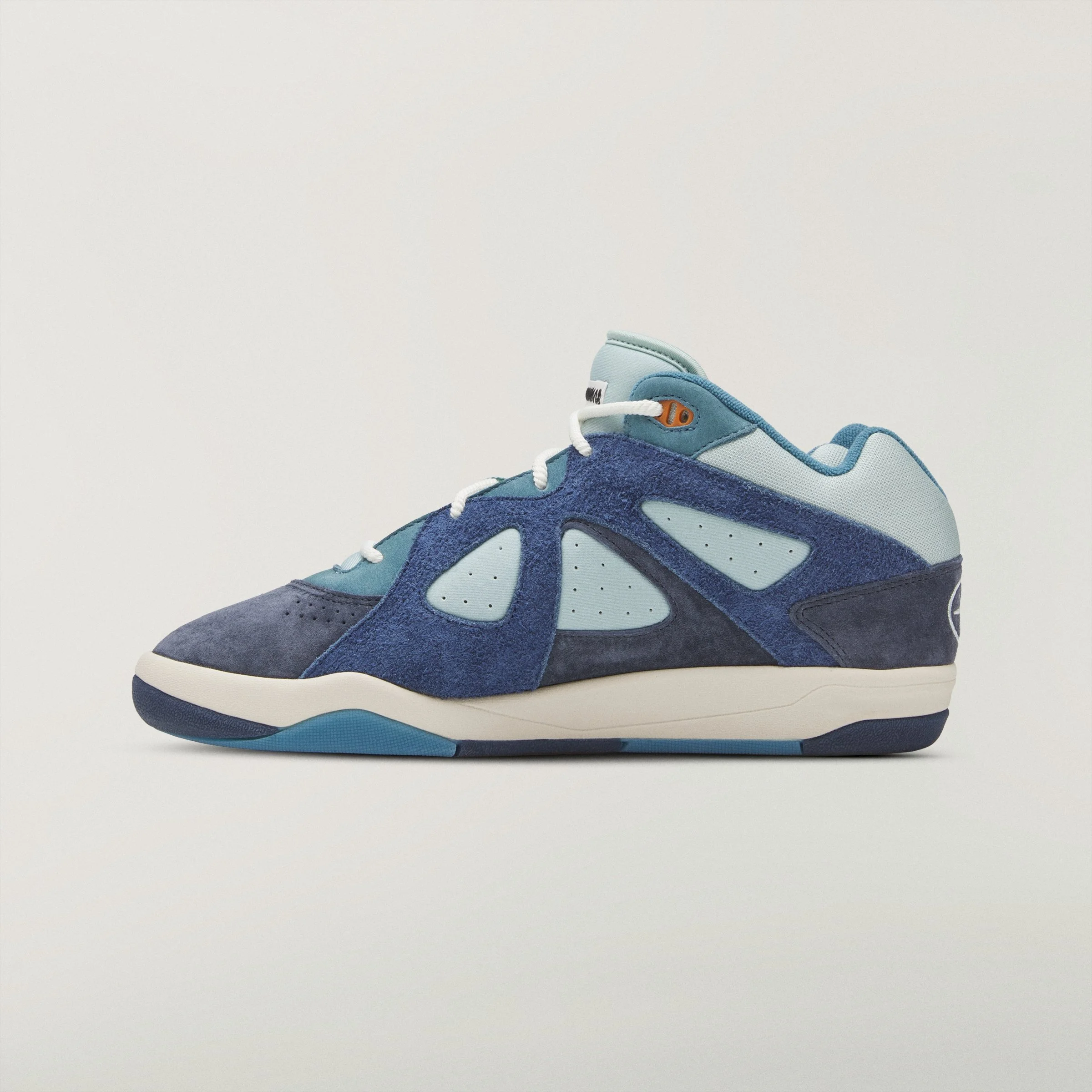 Zapatilla_BADBO_1.0_Azul_LB5996_06_standard.jpg