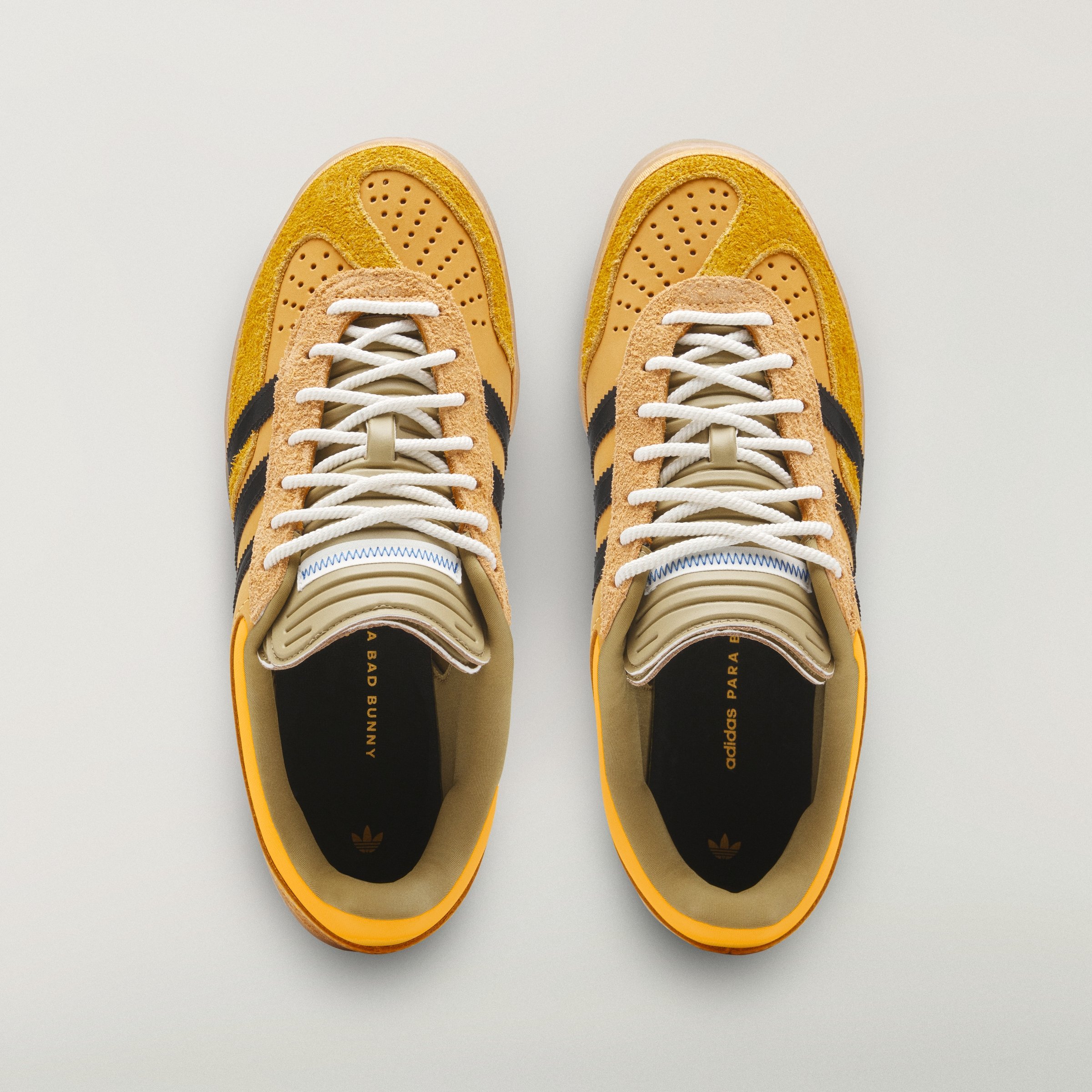 Bad_Bunny_Gazelle_Indoor_Gold_KI2592_02_standard.jpg